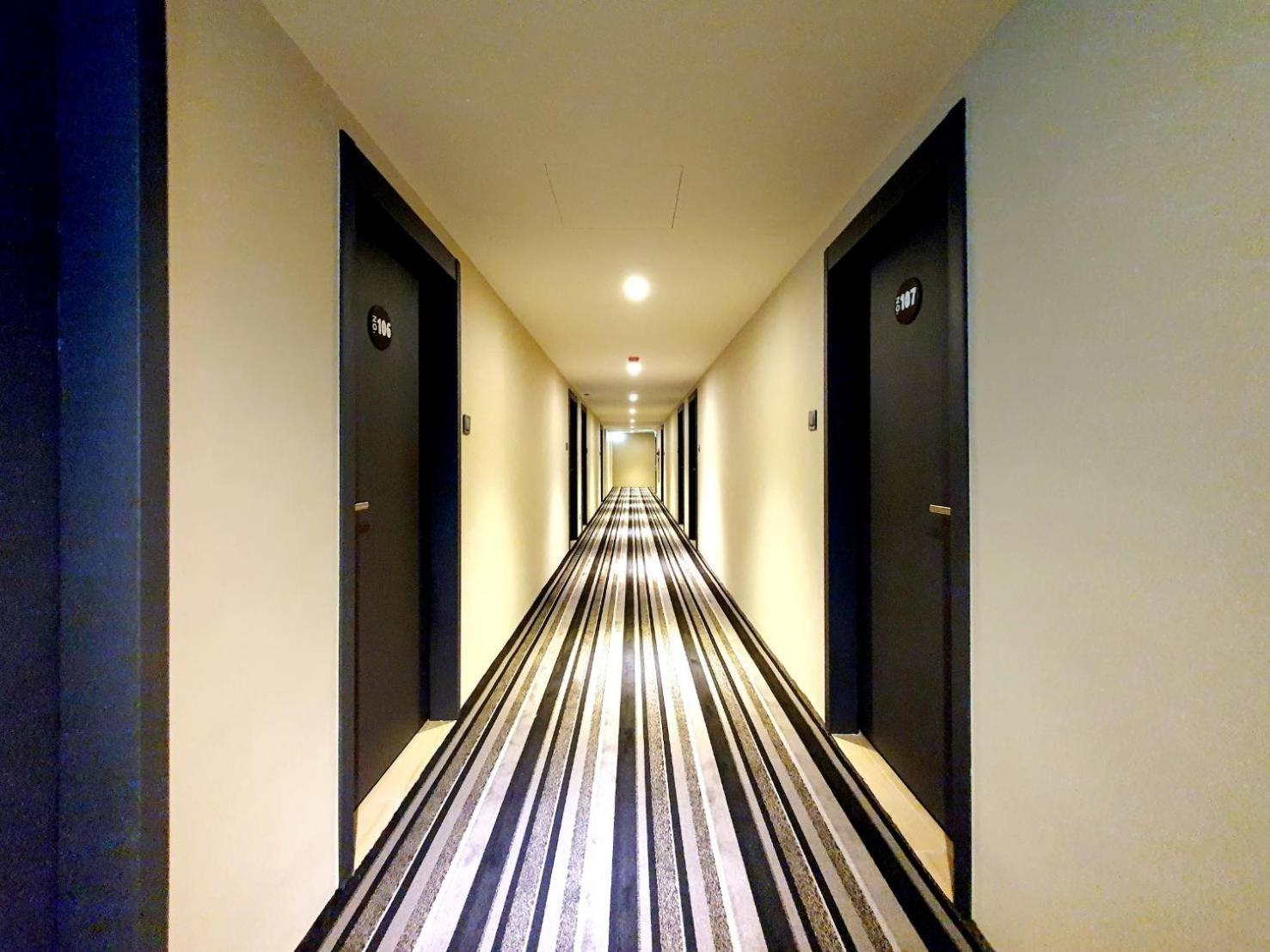 Dahua Hotel Цзілун Екстер'єр фото